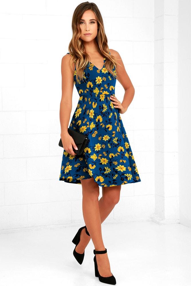 Robe Midi en Évasée Floral avec Col V Bleu